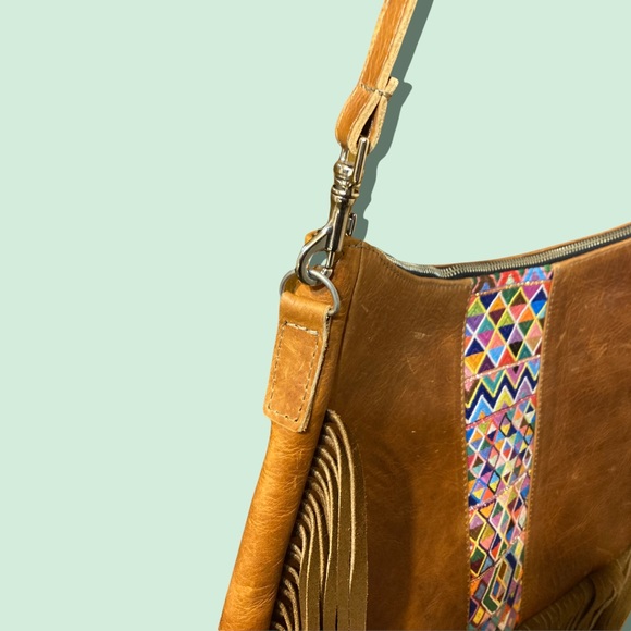 EUC Arlloom Handcrafted Leather Purse - Picture 5 of 9